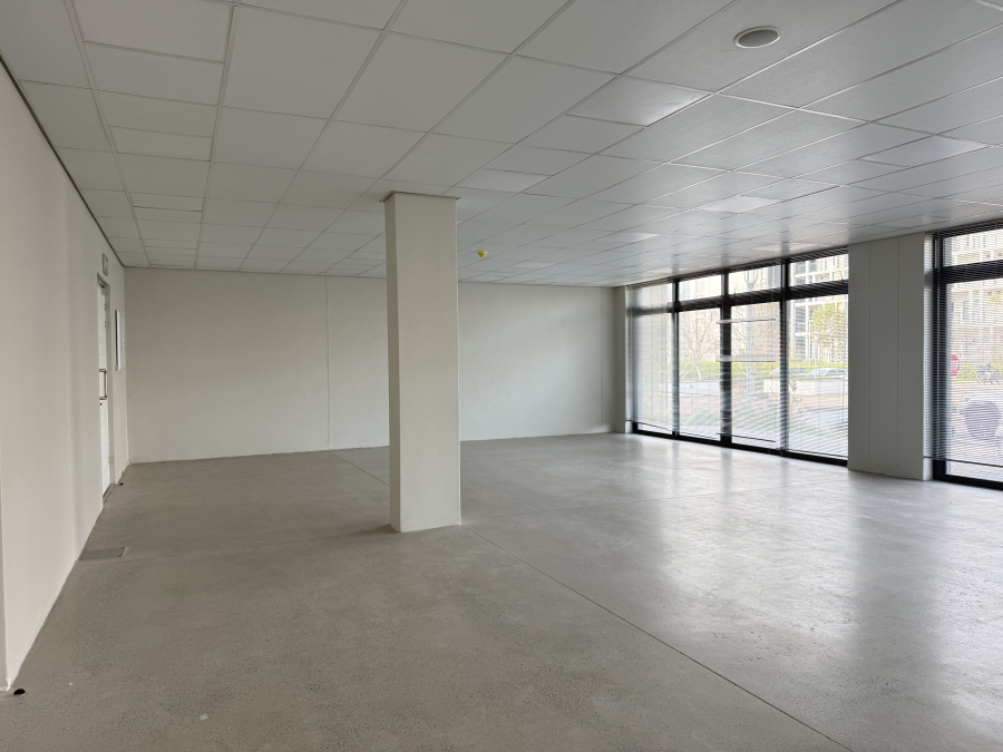 To Let Commercial Property for Rent in Paardevlei Western Cape